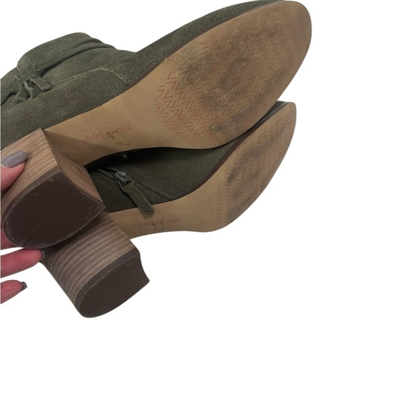 Violet & Red Dark Olive Fringe Side Zipper Ankle Block Heeled Boots- Size 8 - Picture 8 of 11